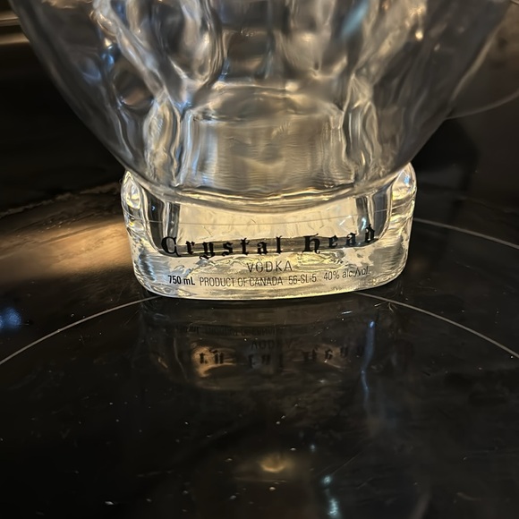 Vodka Bottle 750ml Crystal Head Skull Decanter Glass Empty Dan Aykroyd Stopper - Picture 3 of 3